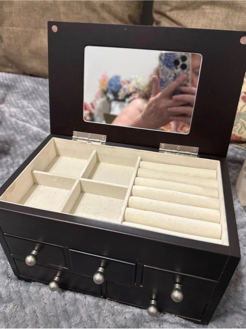 Beautiful Wooded Jewelry Box 5 Draws And Has Mirror